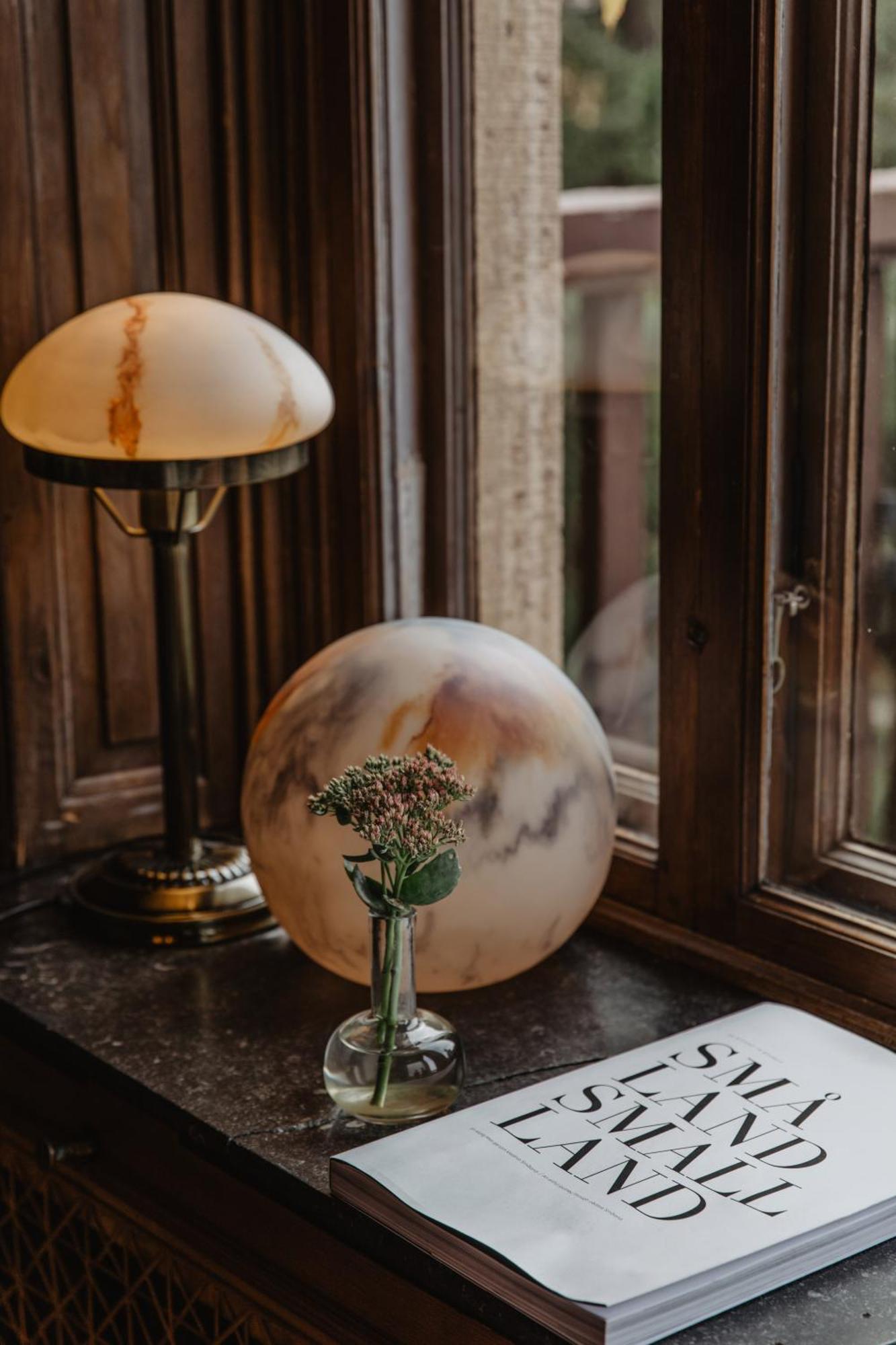 Hotel Slottsvillan Huskvarna Bagian luar foto