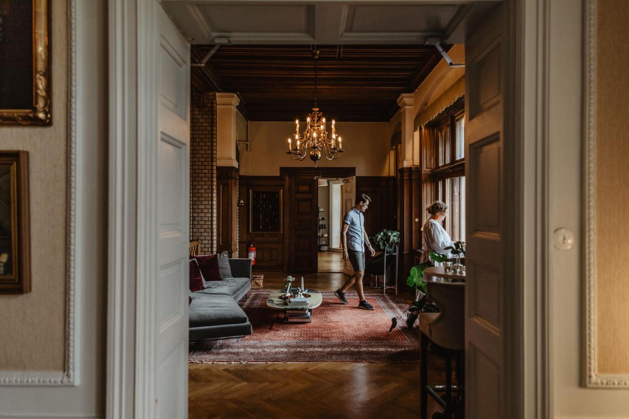 Hotel Slottsvillan Huskvarna Bagian luar foto