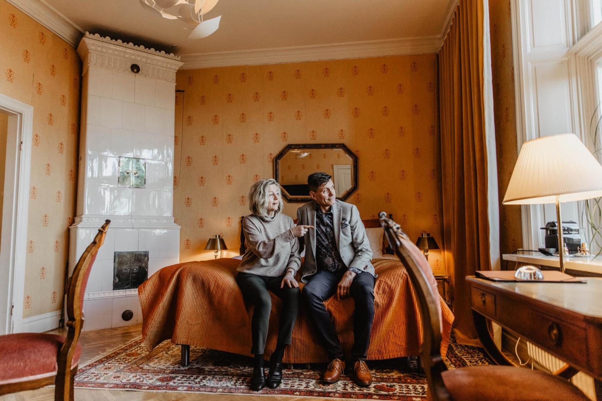 Hotel Slottsvillan Huskvarna Bagian luar foto