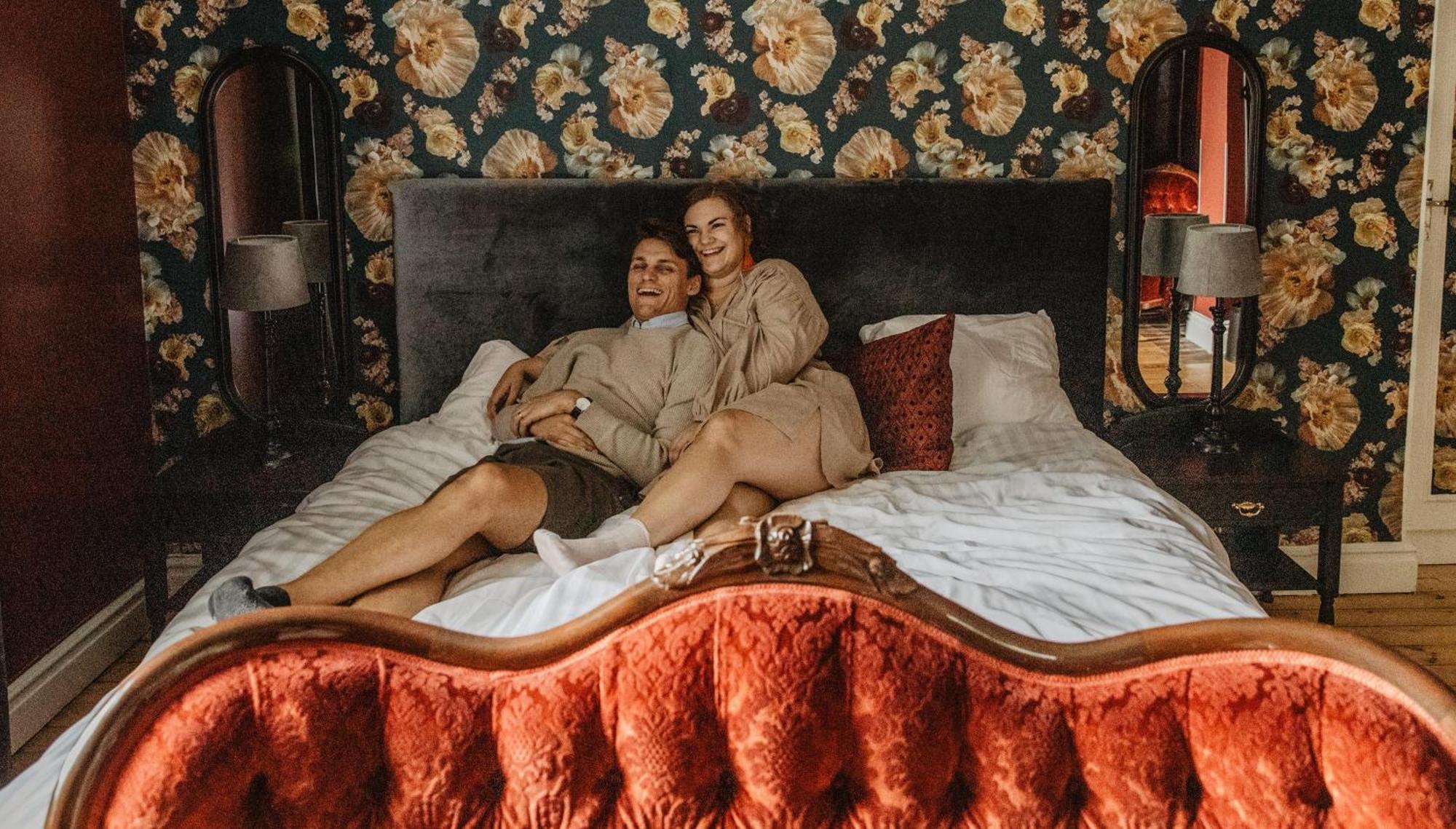 Hotel Slottsvillan Huskvarna Bagian luar foto